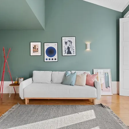 Guestready-cozy Duplex In Porto's Vibrant Heart Porto