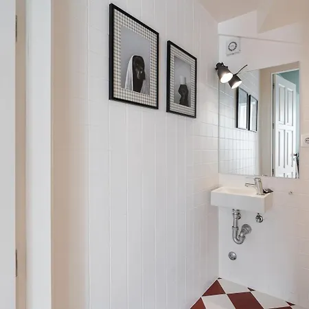 Guestready-cozy Duplex In Porto's Vibrant Heart * Porto