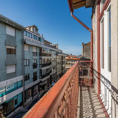Guestready-cozy Duplex In Porto's Vibrant Heart Porto