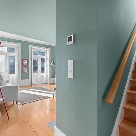 Guestready-cozy Duplex In Porto's Vibrant Heart Apartment Porto