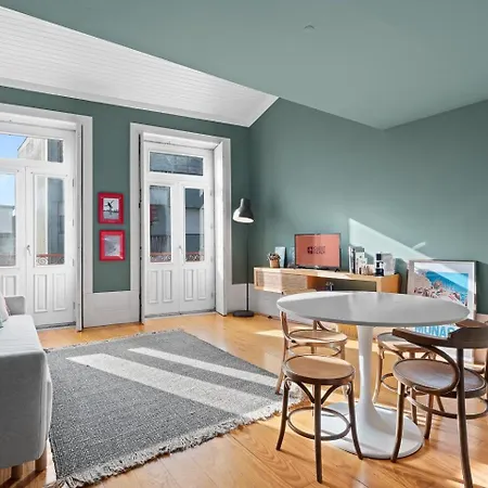 Apartamento Guestready-cozy Duplex In Porto's Vibrant Heart