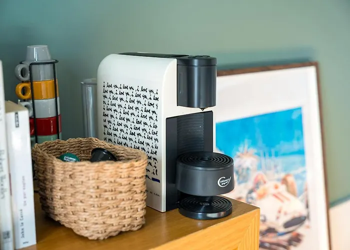 Guestready-cozy Duplex In Porto's Vibrant Heart Porto