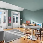 شقة Guestready-cozy Duplex In Porto's Vibrant Heart