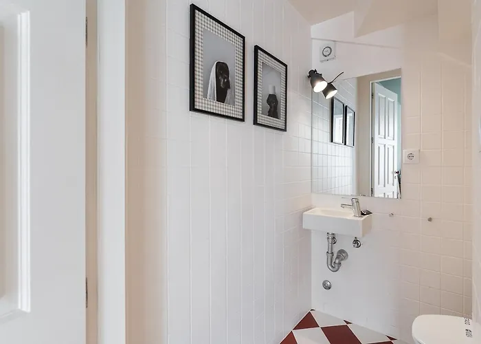 Guestready-cozy Duplex In Porto's Vibrant Heart * Porto